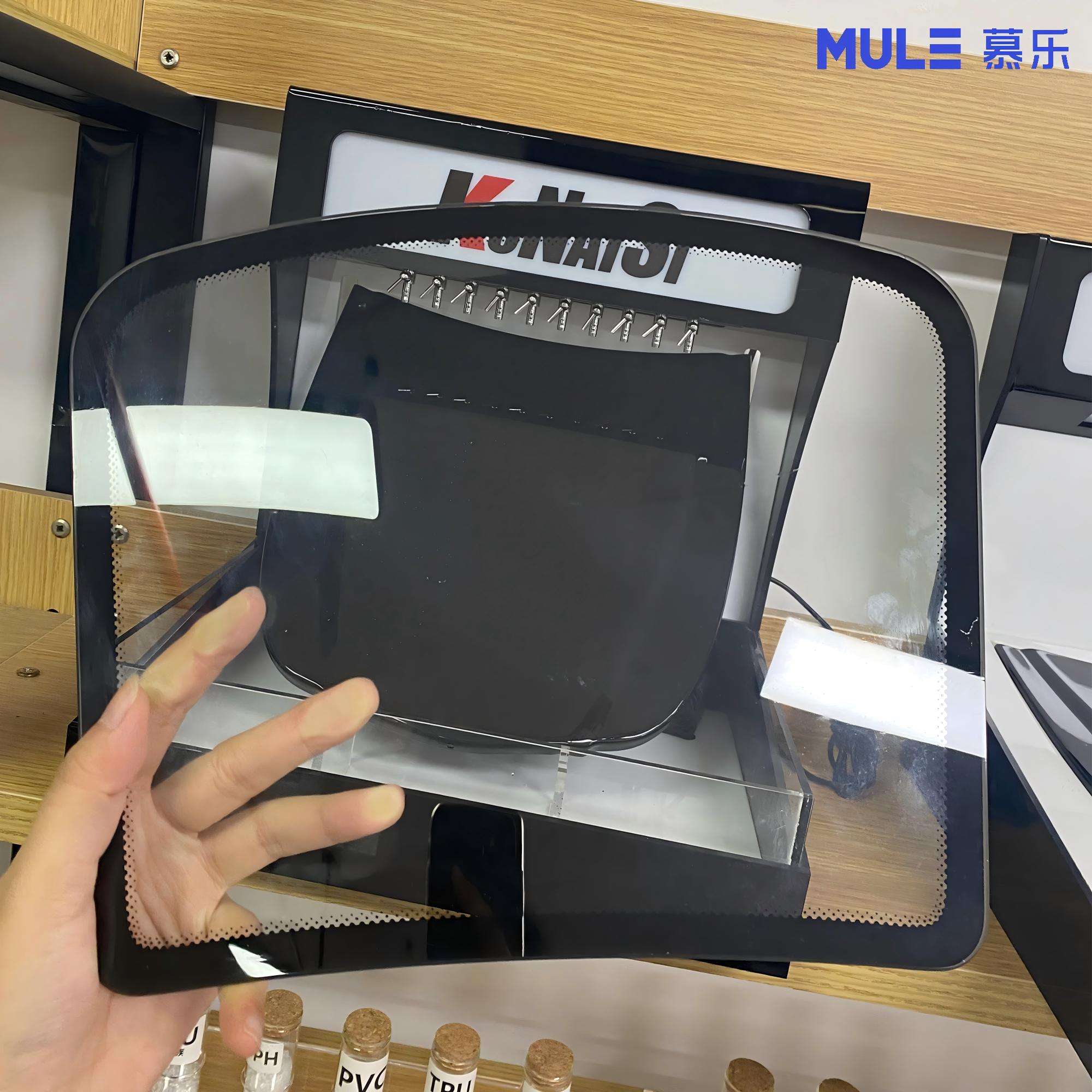 Model ekspozycyjny szyby samoc – Glass Protector Auto recenzja i cena