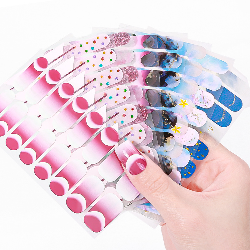 16 sztuk Marmurkowe Gradientow – Full Cover Adhesive recenzja i cena